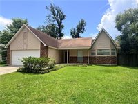 216 Woodridge Boulevard, Mandeville, LA 70471