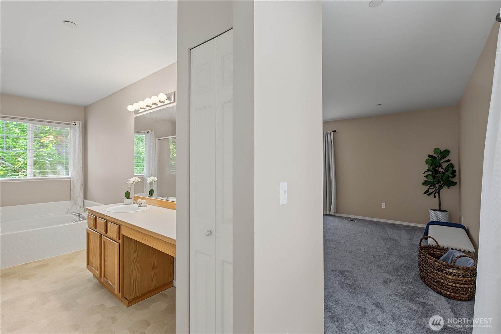 2292 Palisade Boulevard, Dupont, WA 98327