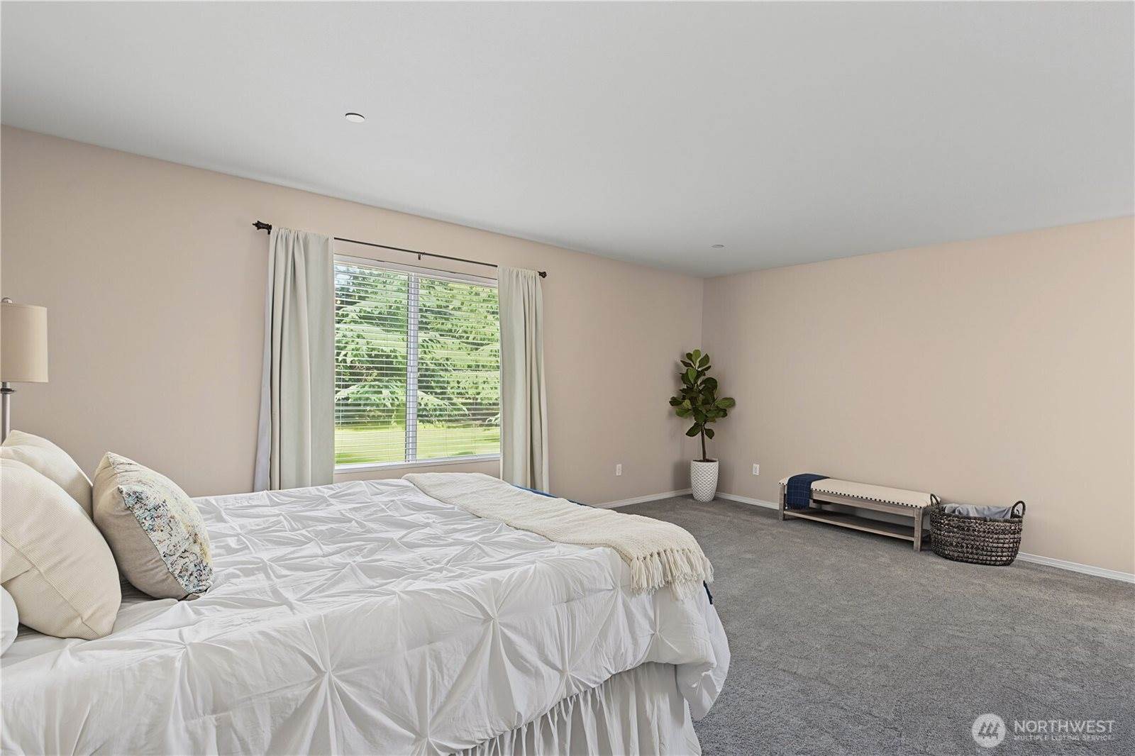2292 Palisade Boulevard, Dupont, WA 98327