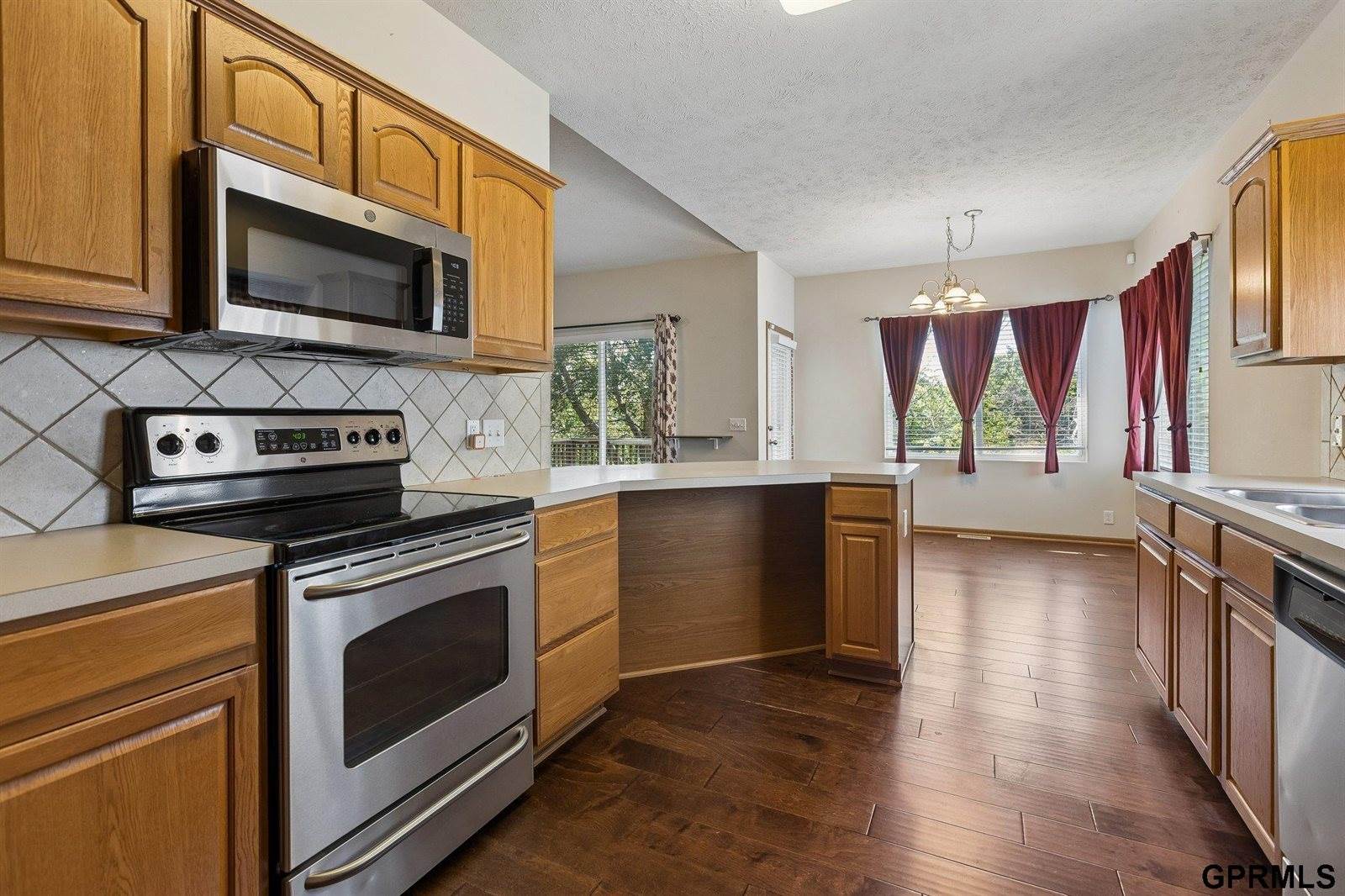 7108 South 183rd Street, Omaha, NE 68136