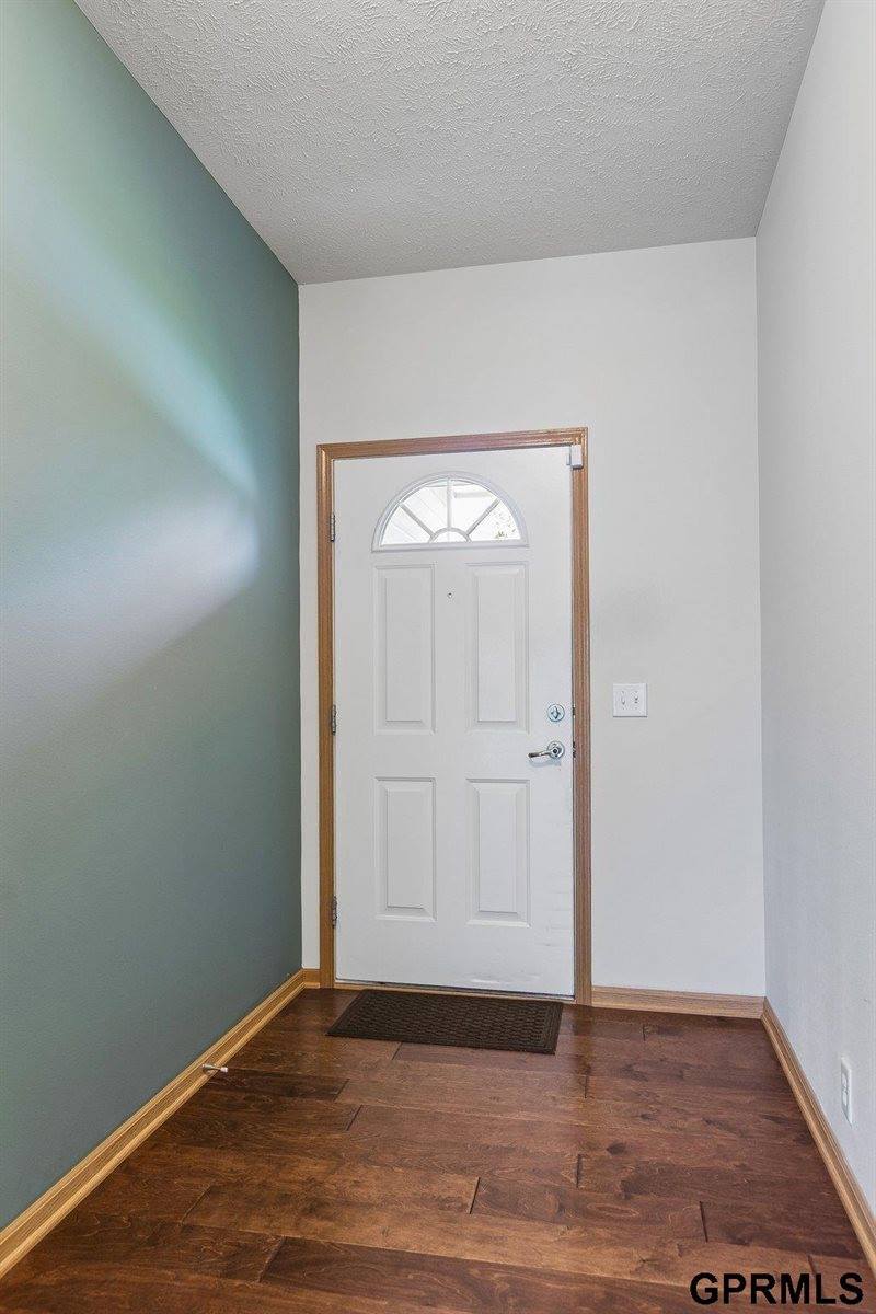7108 South 183rd Street, Omaha, NE 68136