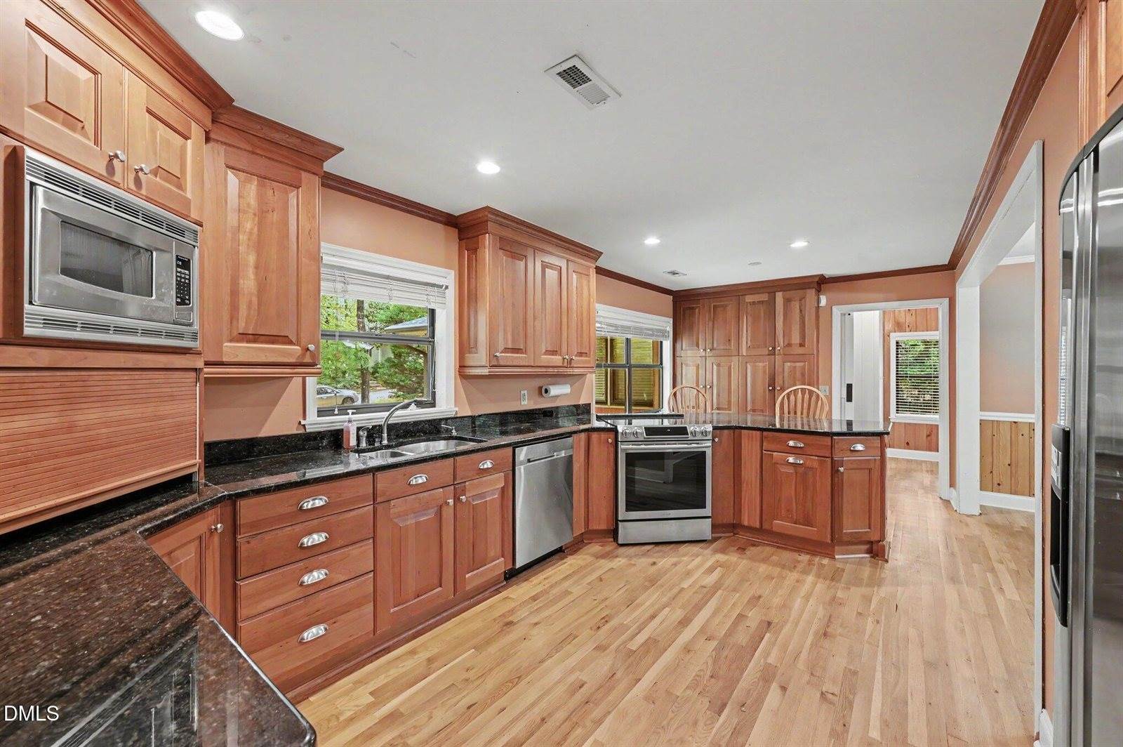 1003 Gardner Street, Raleigh, NC 27607