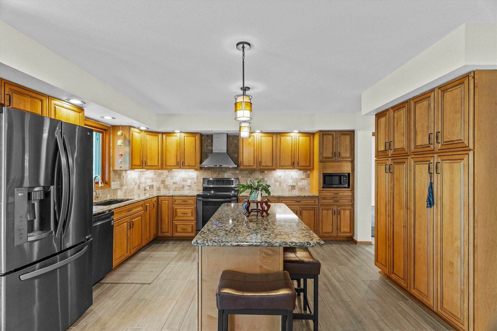 1407 S Washington Avenue, Marshfield, WI 54449