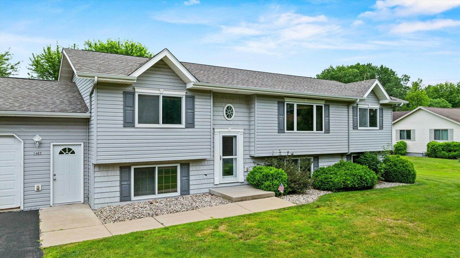 1407 S Washington Avenue, Marshfield, WI 54449