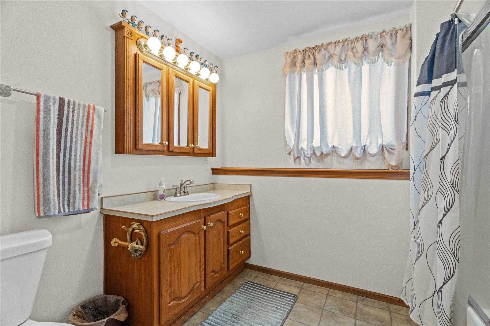 1407 S Washington Avenue, Marshfield, WI 54449