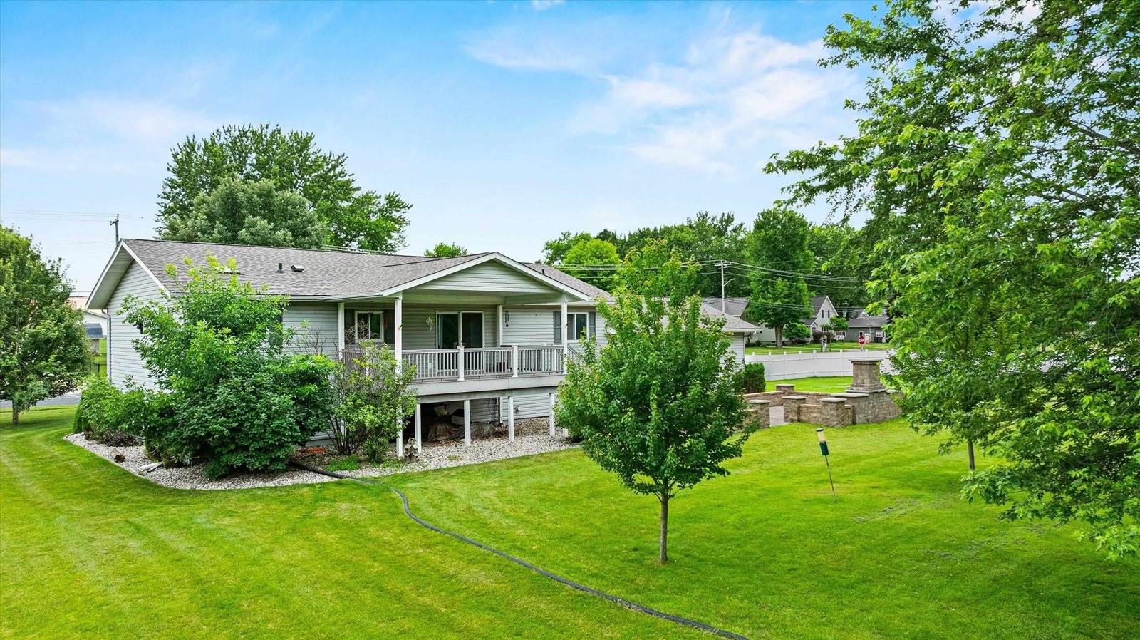 1407 S Washington Avenue, Marshfield, WI 54449