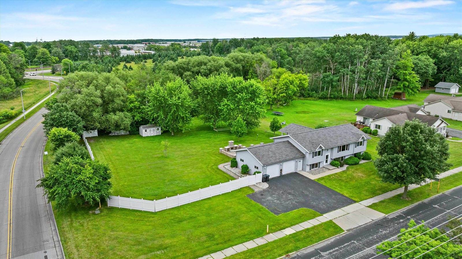 1407 S Washington Avenue, Marshfield, WI 54449