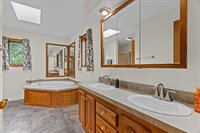 1407 S Washington Avenue, Marshfield, WI 54449