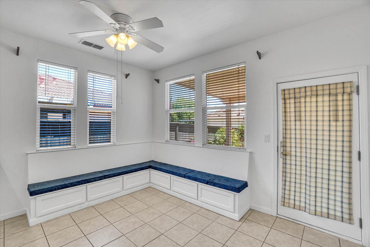 2314 Bay Horse Lane, Sacramento, CA 95835