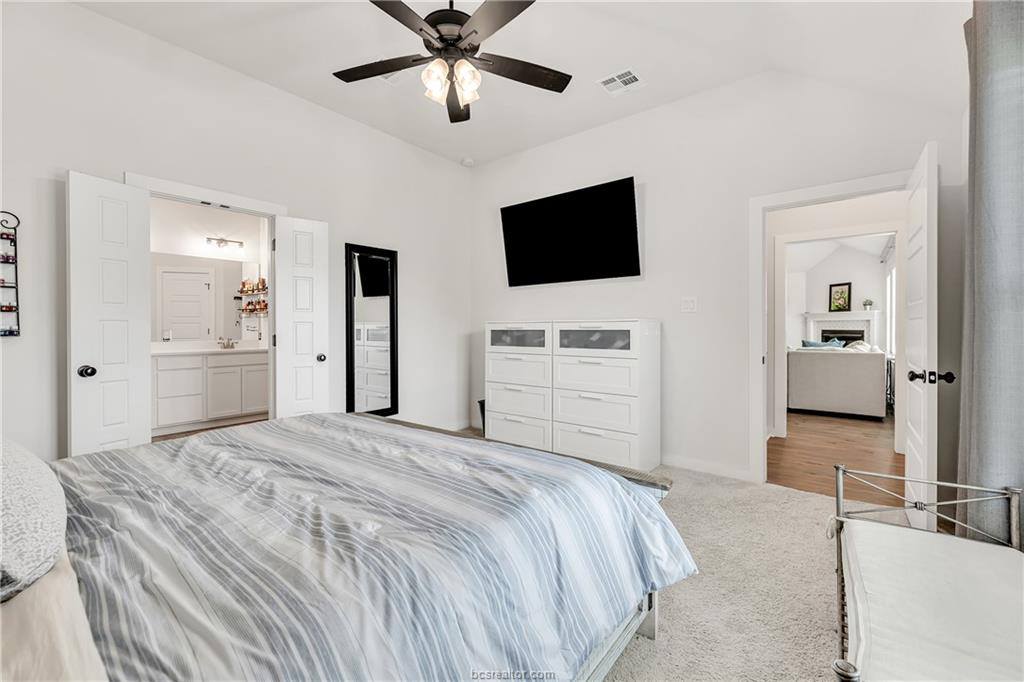 2909 Captain Court, Bryan, TX 77808