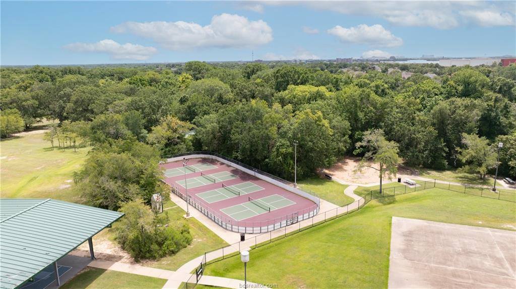 2909 Captain Court, Bryan, TX 77808
