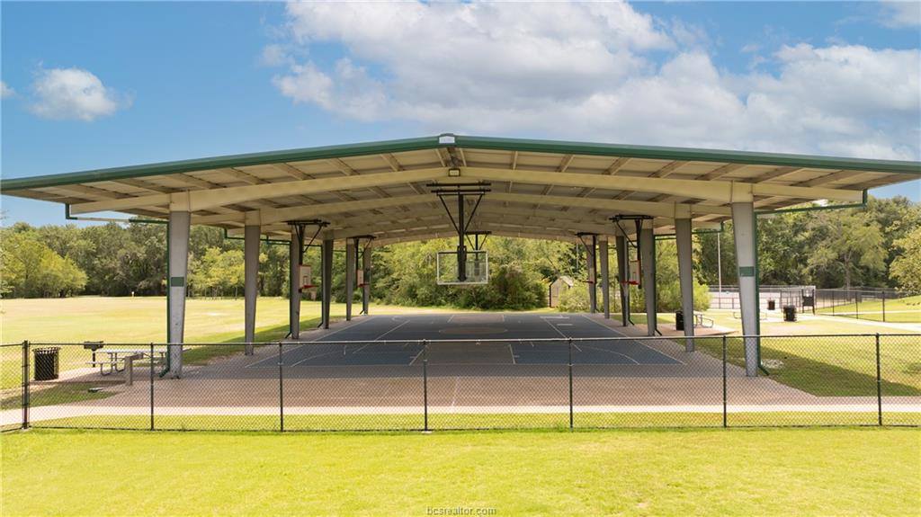 2909 Captain Court, Bryan, TX 77808