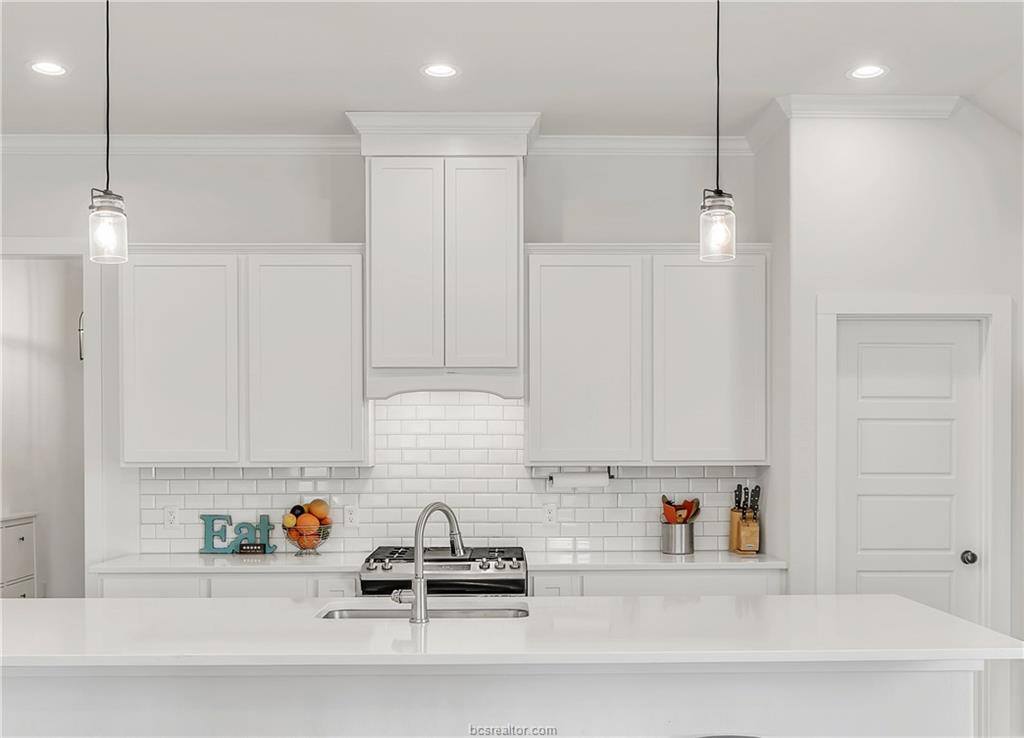 2909 Captain Court, Bryan, TX 77808