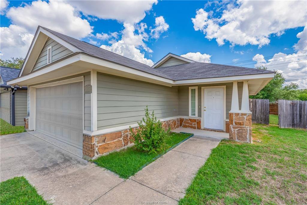 1033 Fallbrook Loop, College Station, TX 77845