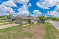 1033 Fallbrook Loop, College Station, TX 77845