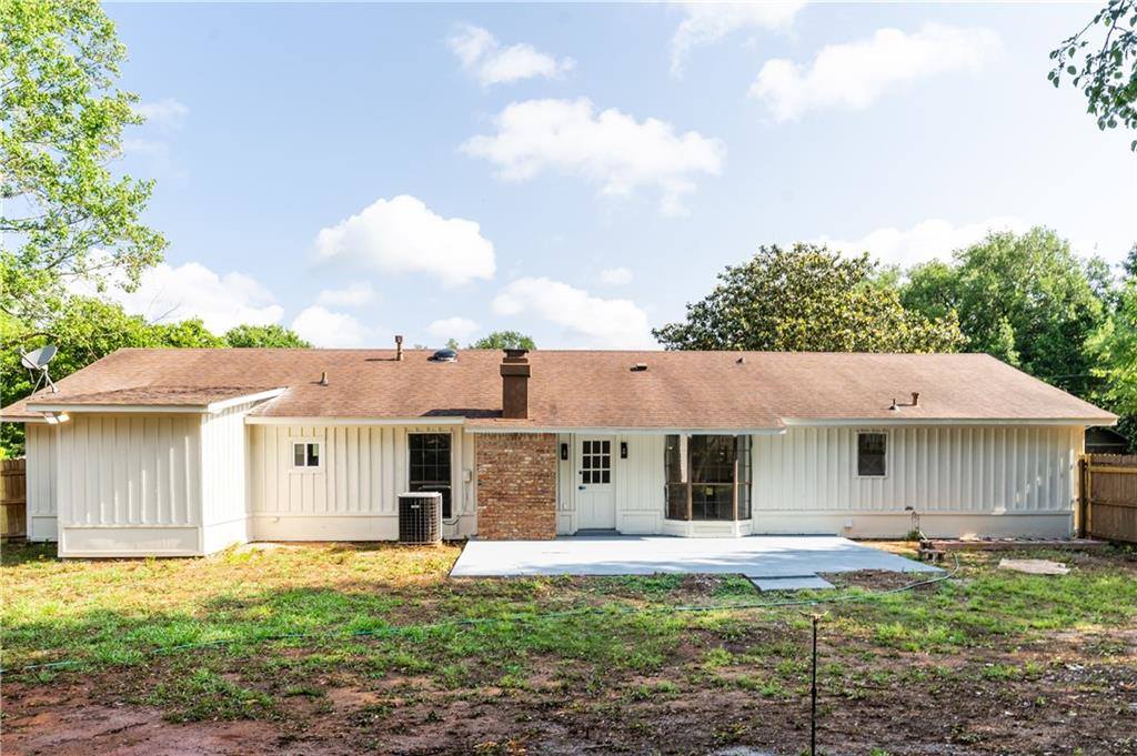 2549 Meadowview Drive, Mobile, AL 36695