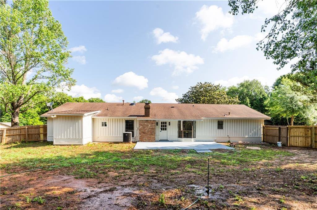 2549 Meadowview Drive, Mobile, AL 36695