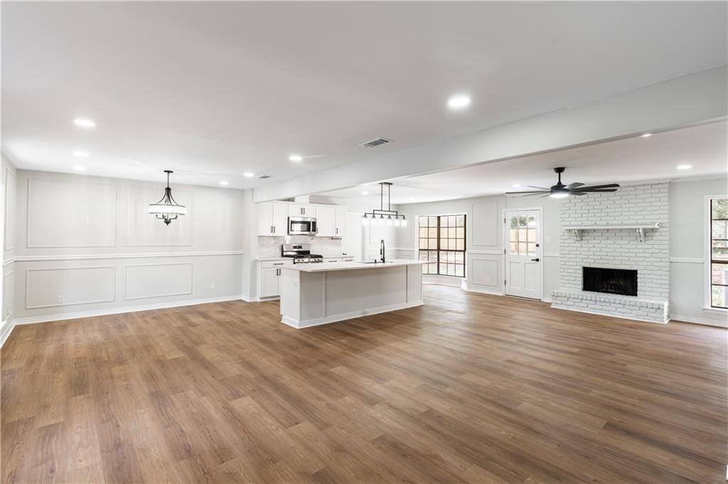 2549 Meadowview Drive, Mobile, AL 36695