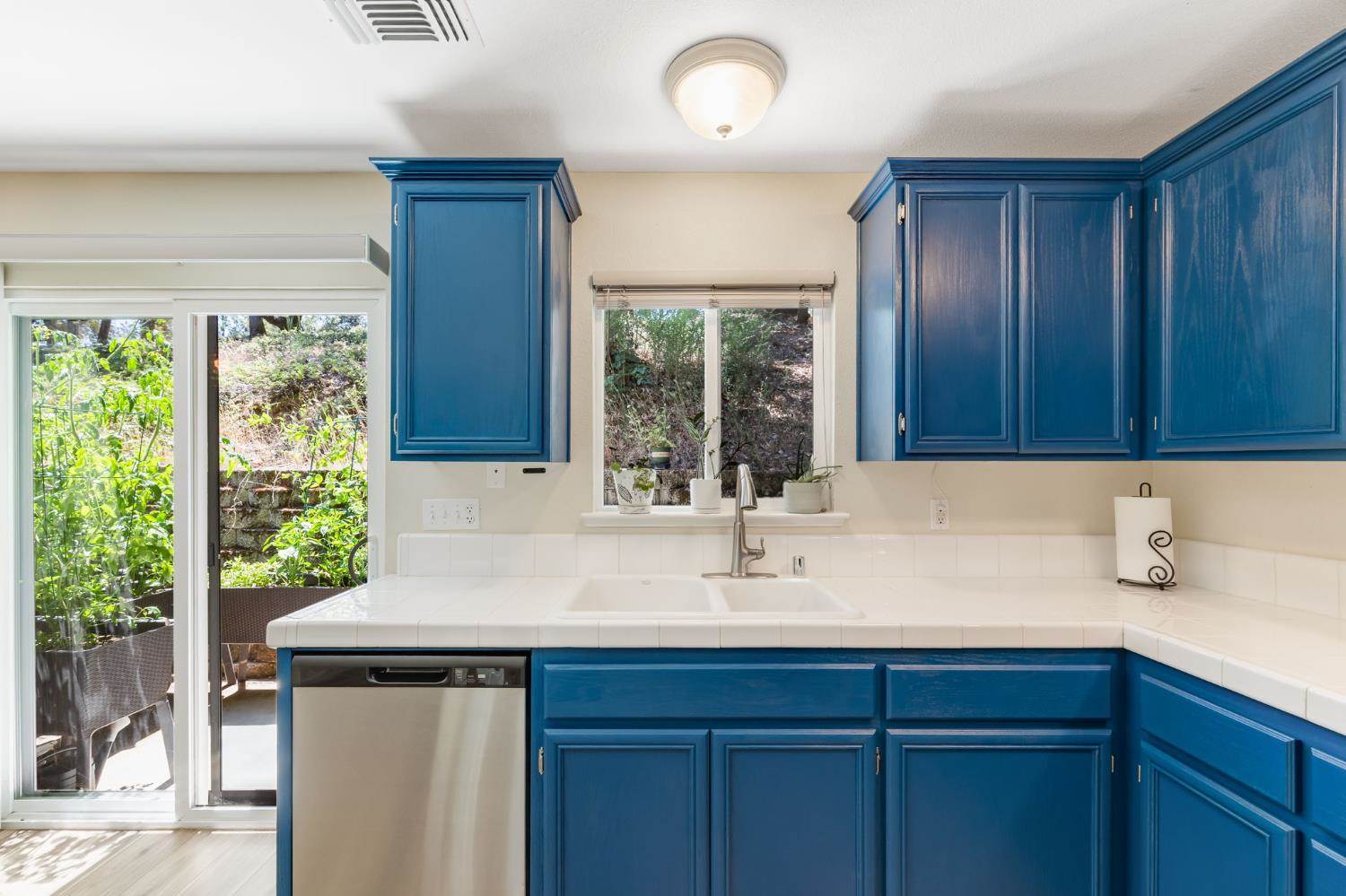1392 Oak Ridge Drive, Colfax, CA 95713