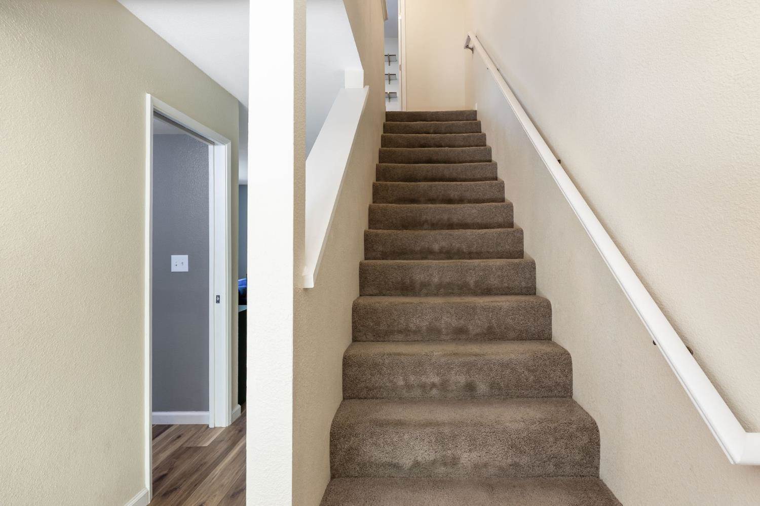 1392 Oak Ridge Drive, Colfax, CA 95713