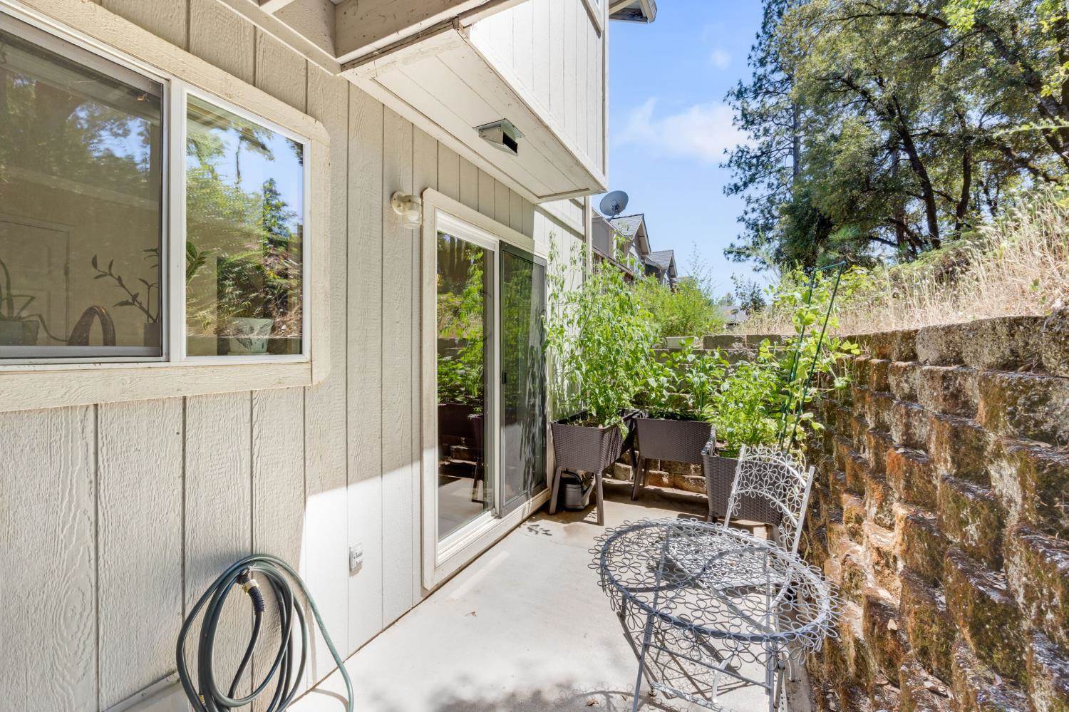 1392 Oak Ridge Drive, Colfax, CA 95713