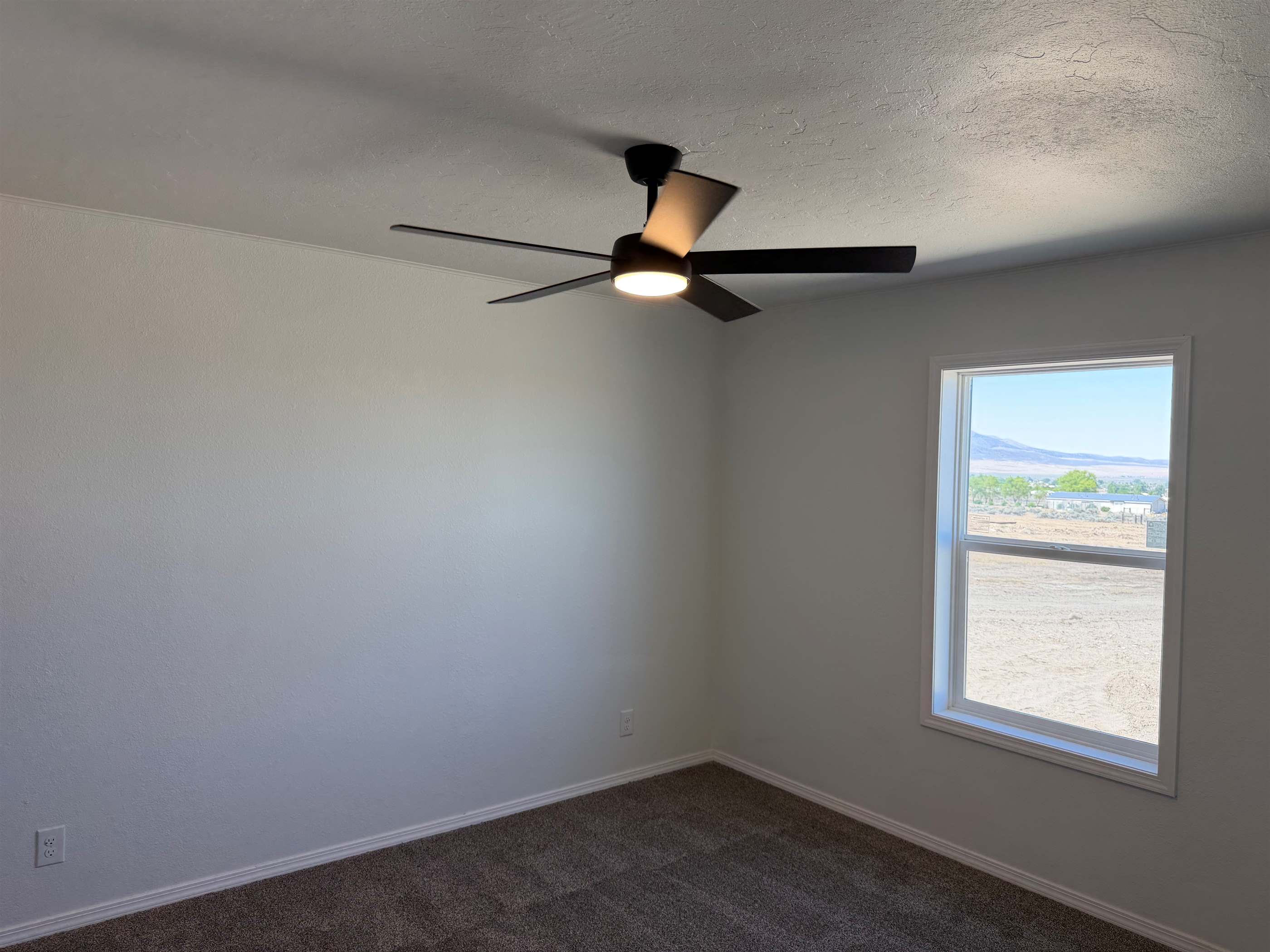 7650 Beas View Dr, Winnemucca, NV 89445