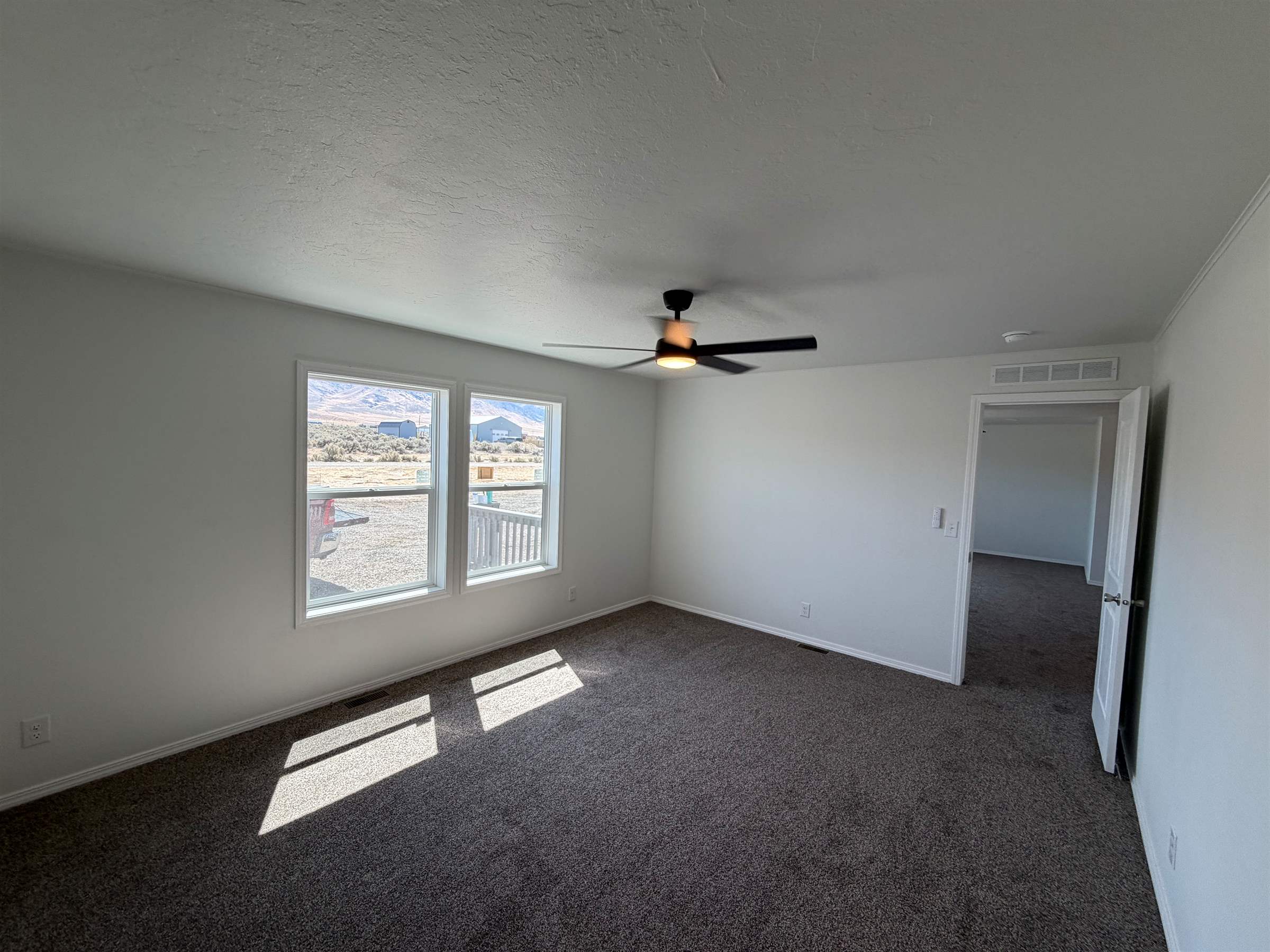 7650 Beas View Dr, Winnemucca, NV 89445