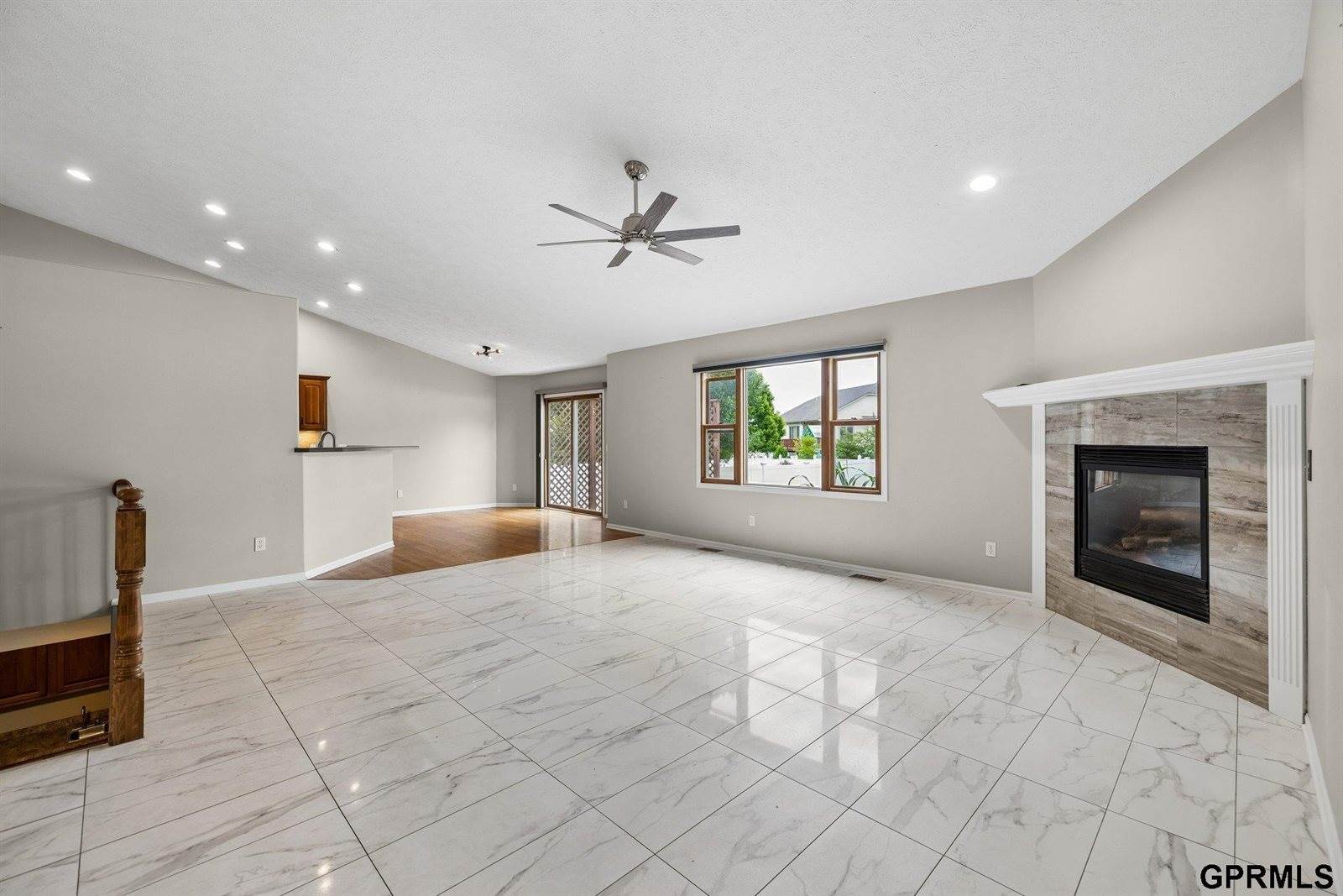 4800 South 75Th Street, Lincoln, NE 68516