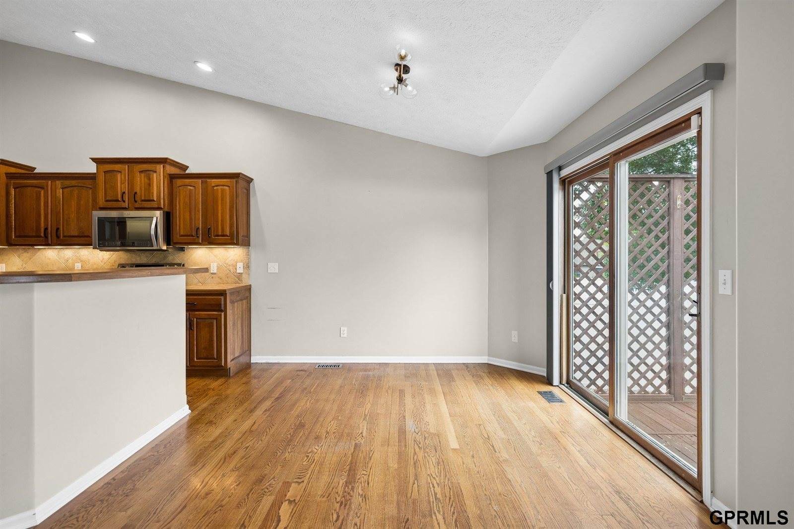 4800 South 75Th Street, Lincoln, NE 68516