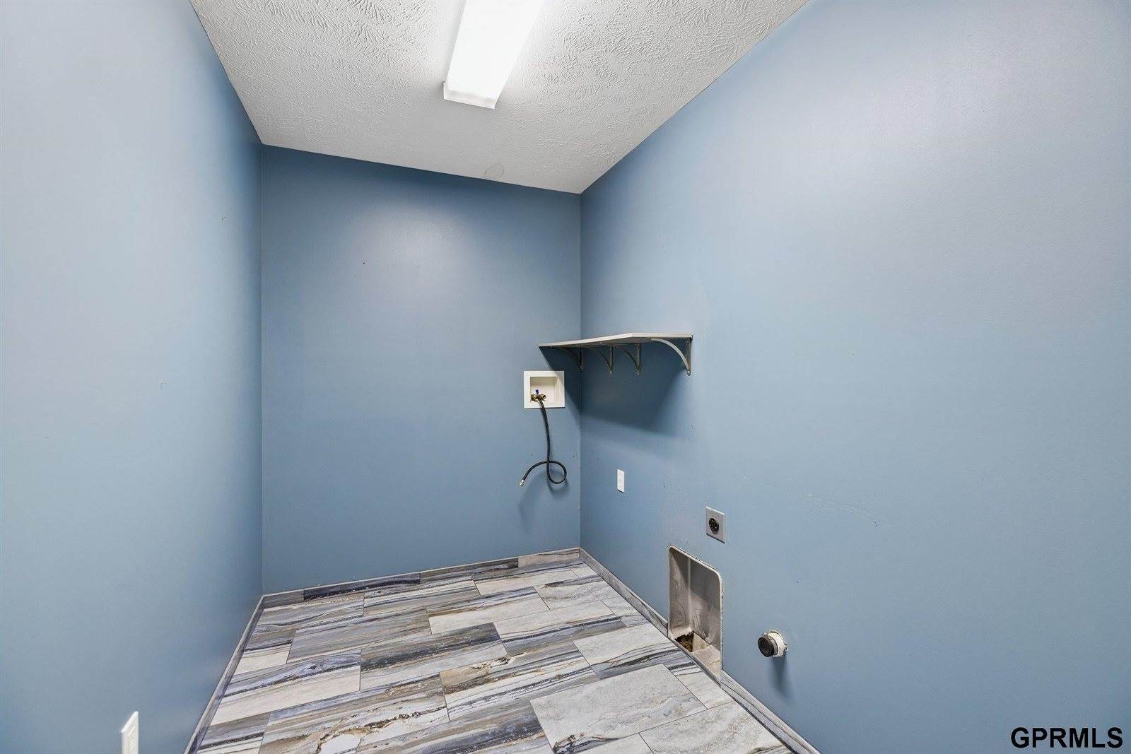 4800 South 75Th Street, Lincoln, NE 68516