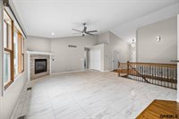 4800 South 75Th Street, Lincoln, NE 68516
