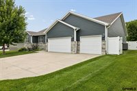 4800 South 75Th Street, Lincoln, NE 68516