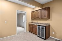 4800 South 75Th Street, Lincoln, NE 68516