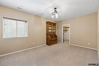 4800 South 75Th Street, Lincoln, NE 68516