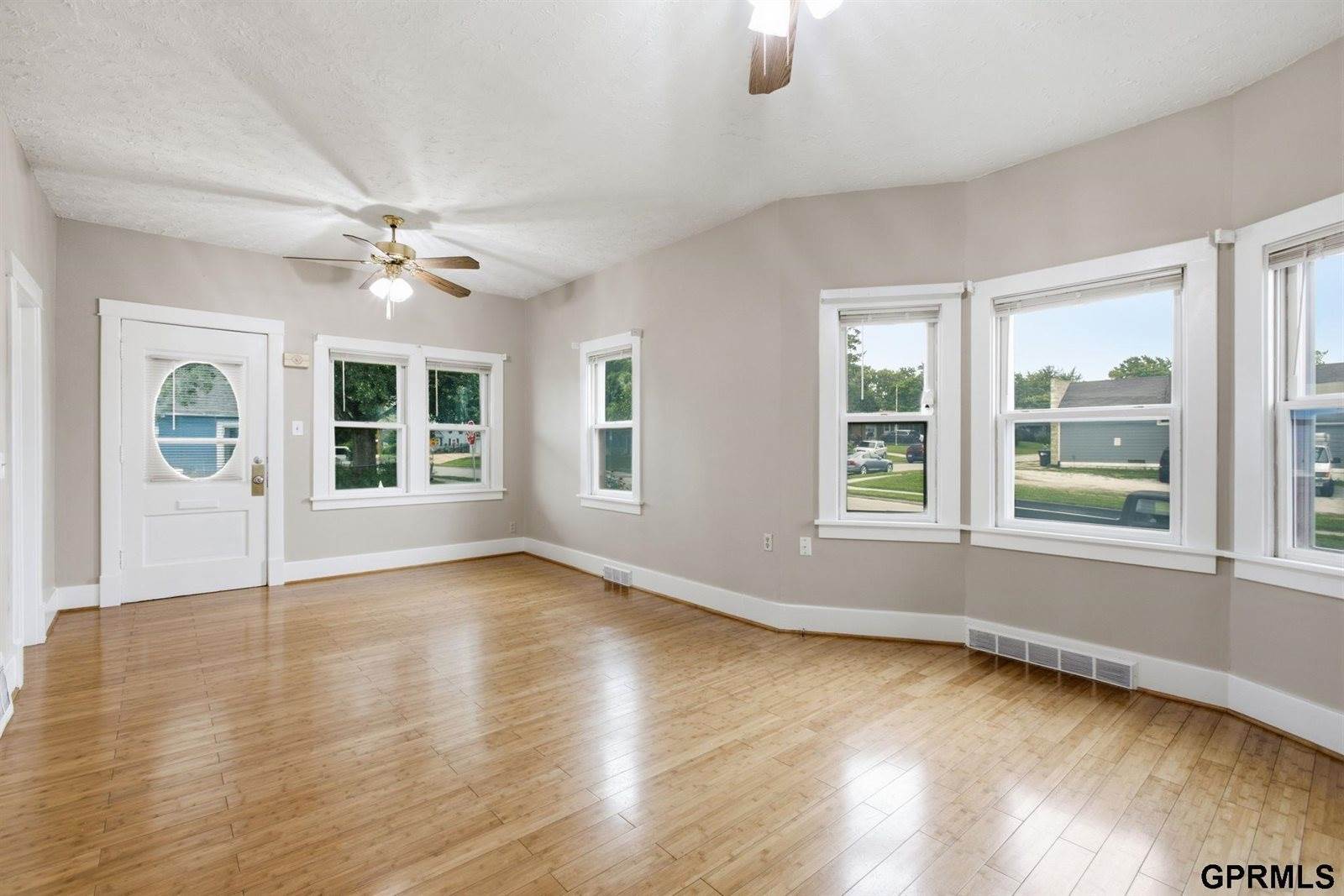 4101 X Street, Omaha, NE 68107