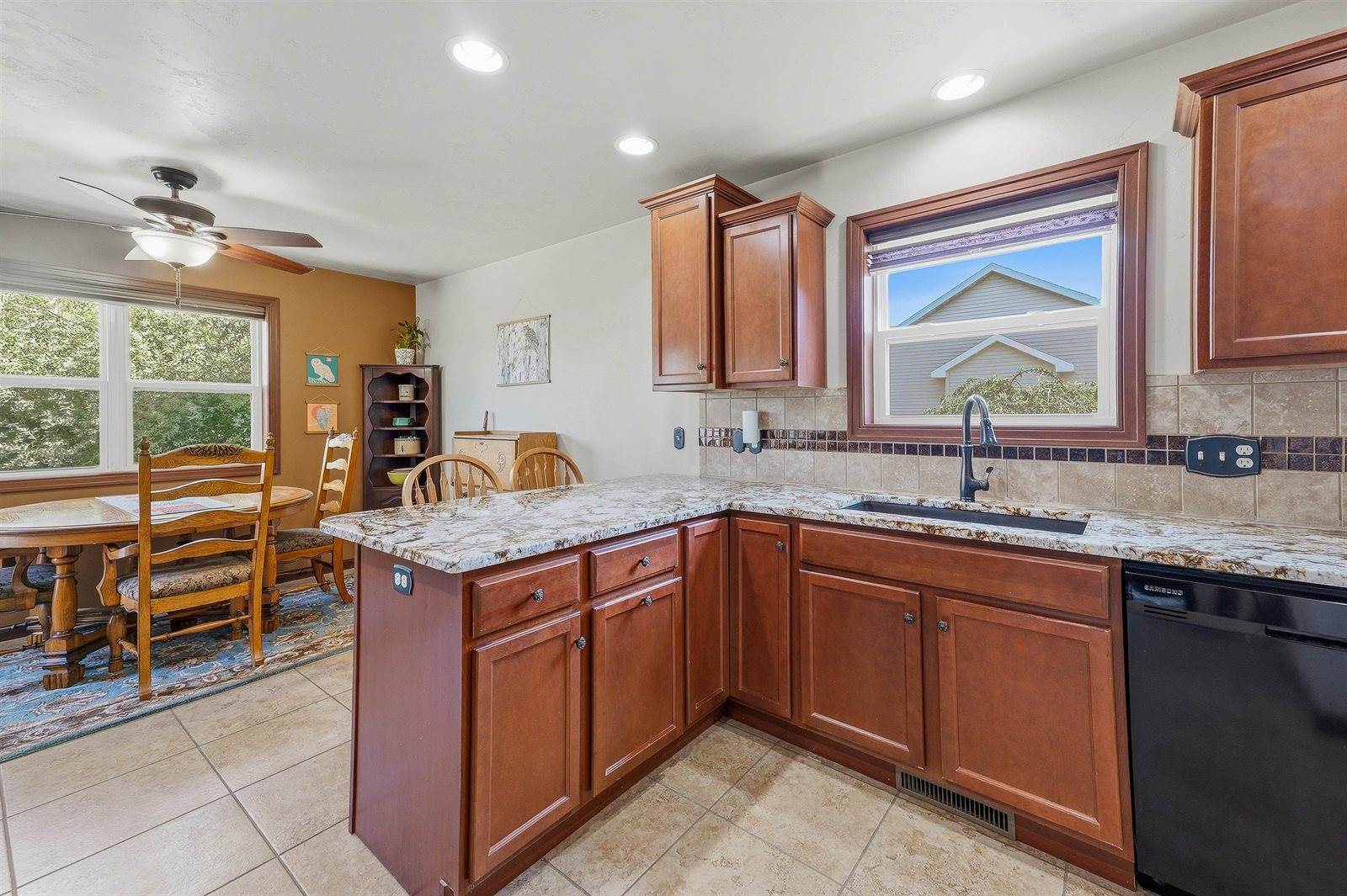 1429 Plains Avenue, Neenah, WI 54956