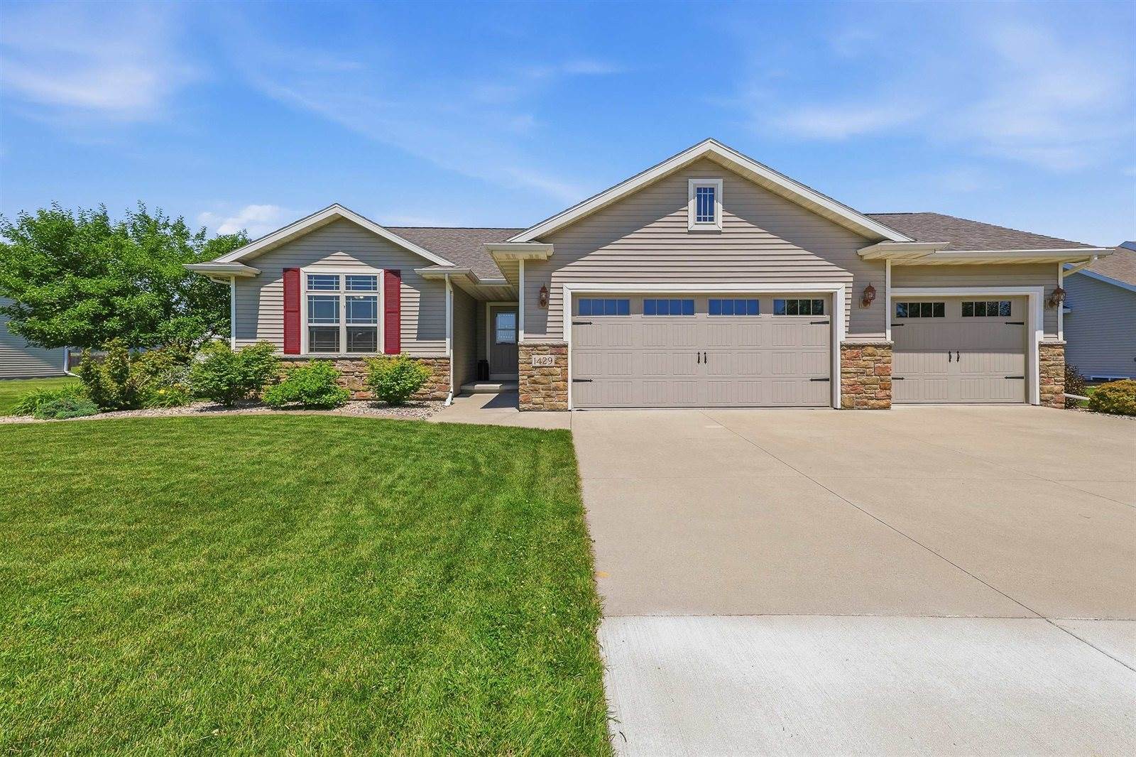 1429 Plains Avenue, Neenah, WI 54956