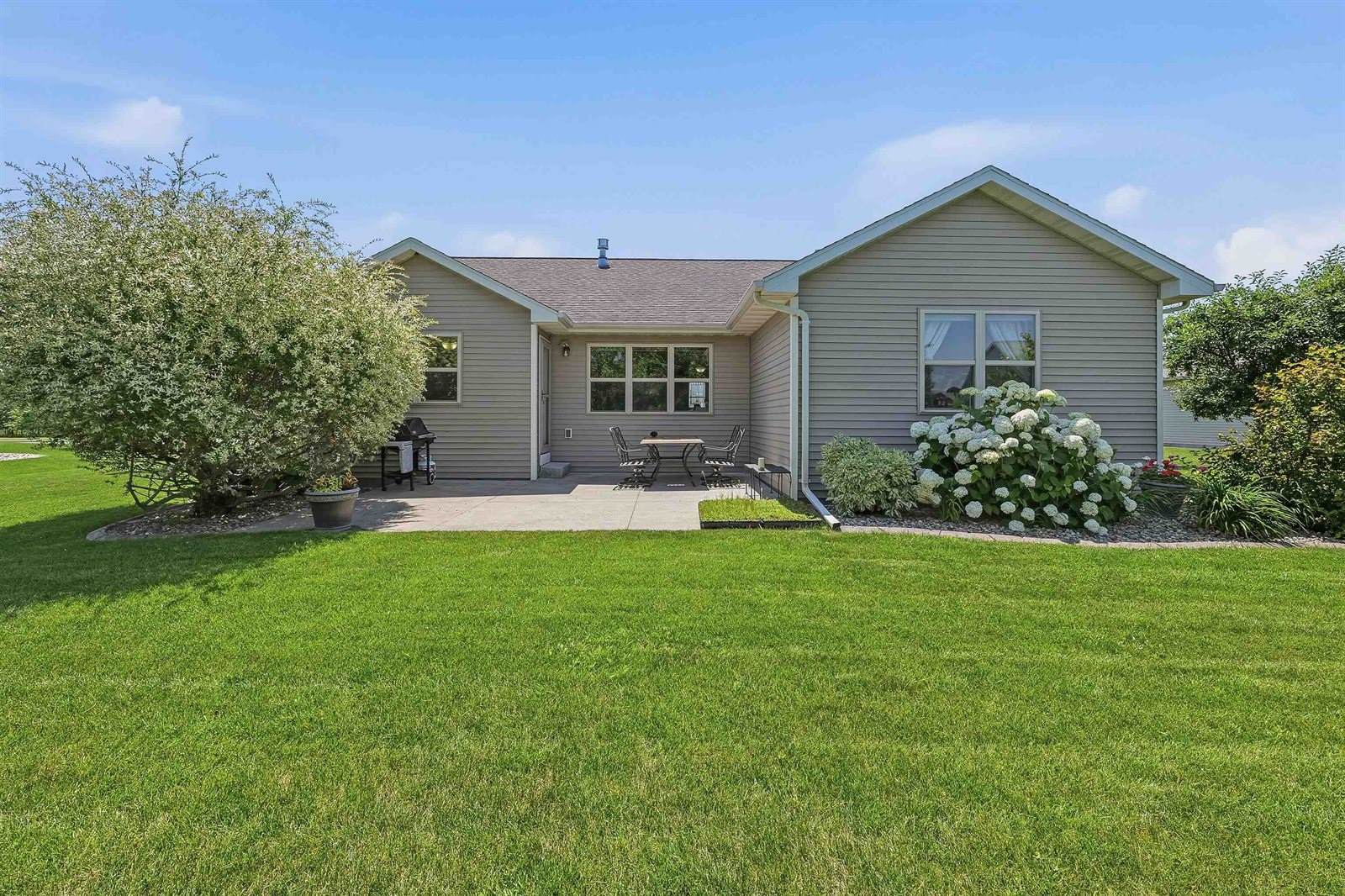 1429 Plains Avenue, Neenah, WI 54956