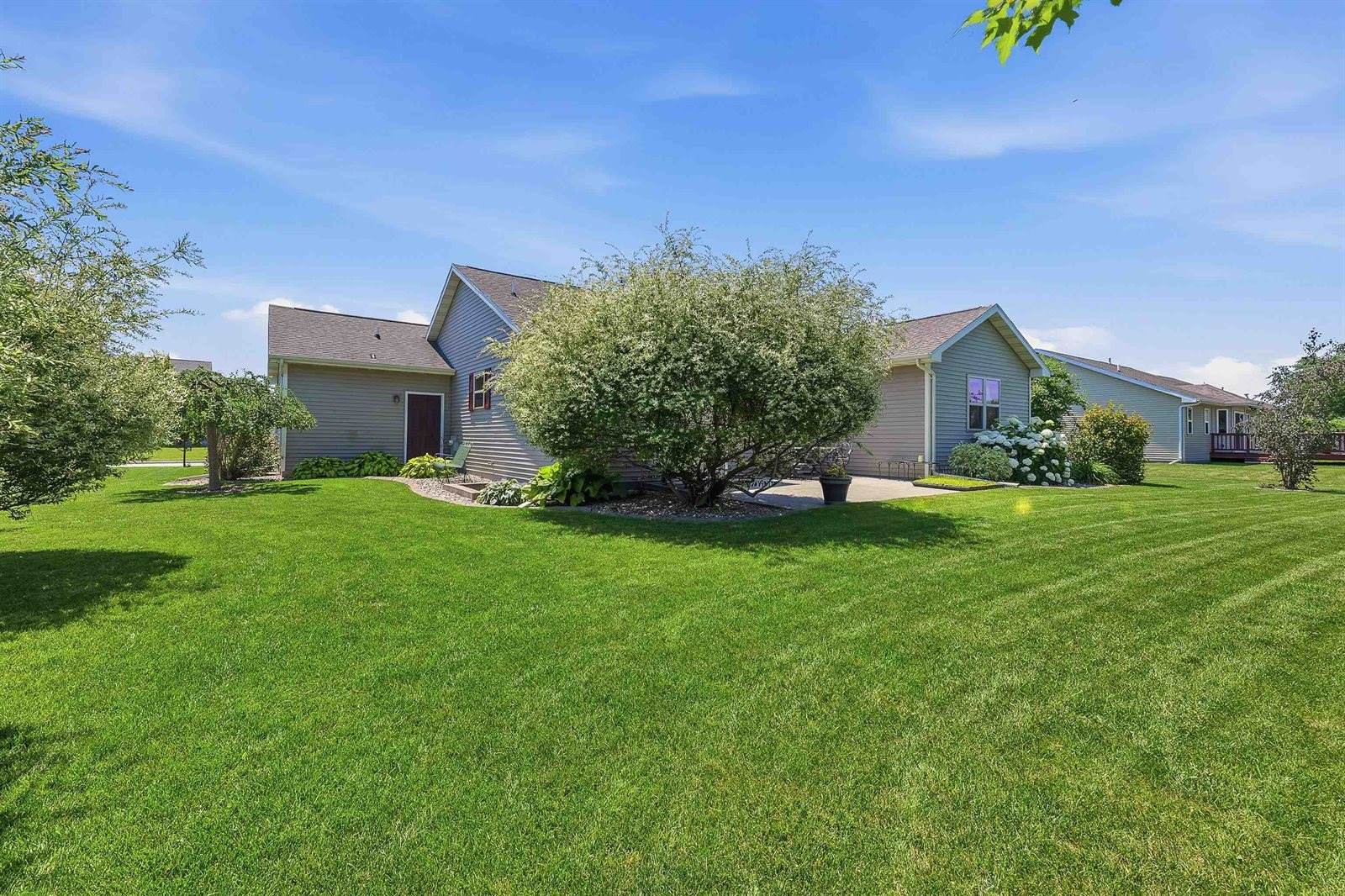 1429 Plains Avenue, Neenah, WI 54956