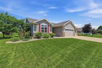 1429 Plains Avenue, Neenah, WI 54956