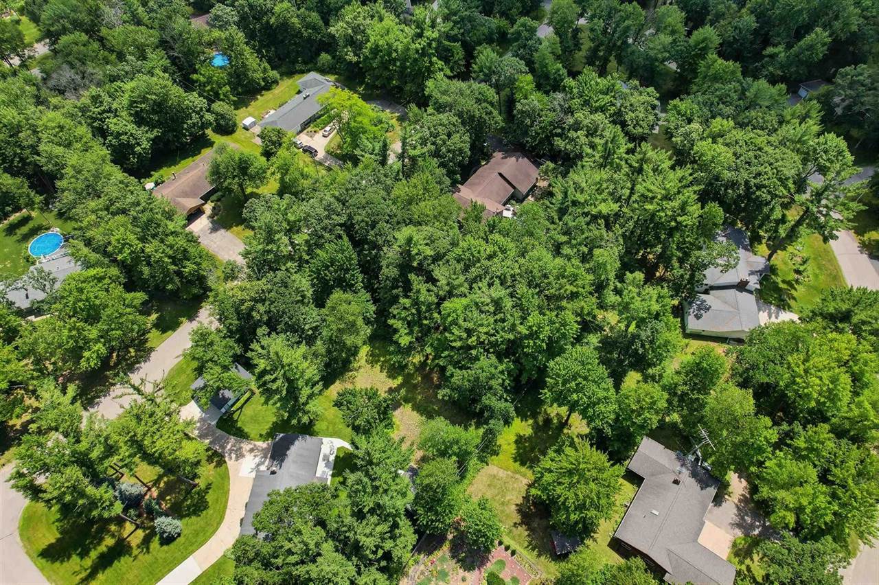2261 Beechwood Drive, Plover, WI 54467