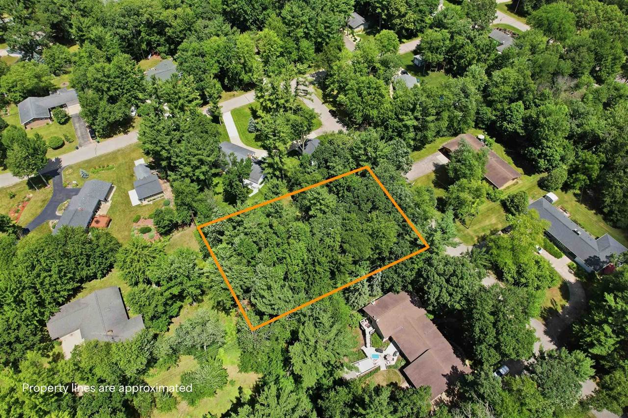 2261 Beechwood Drive, Plover, WI 54467