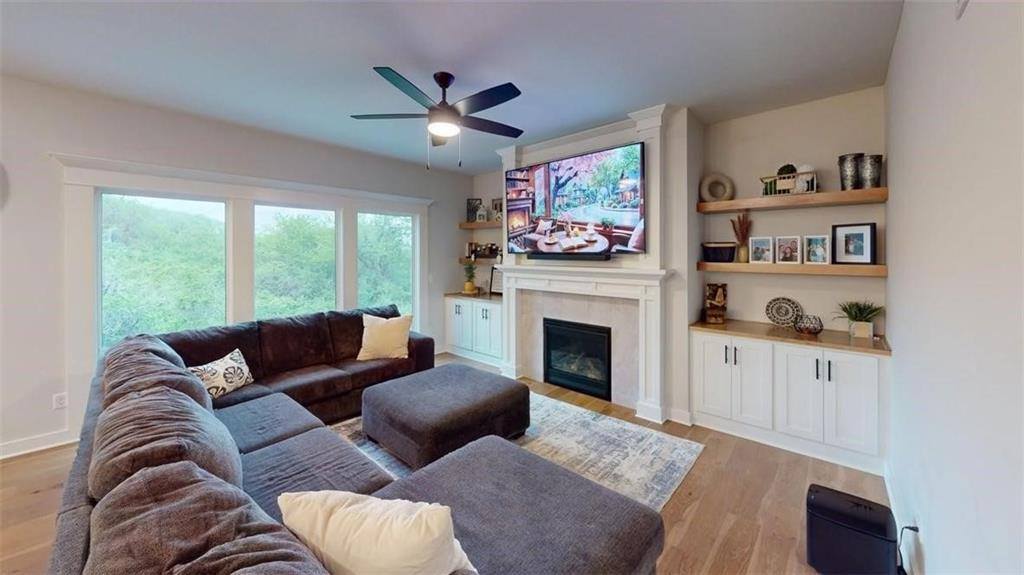 5612 NW 96th Street, Kansas City, MO 64154