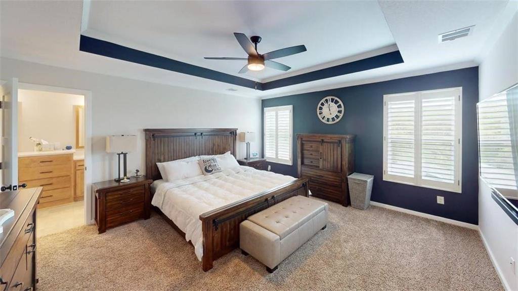 5612 NW 96th Street, Kansas City, MO 64154