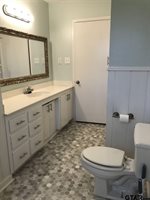 2010 South Boldt, Tyler, TX 75701