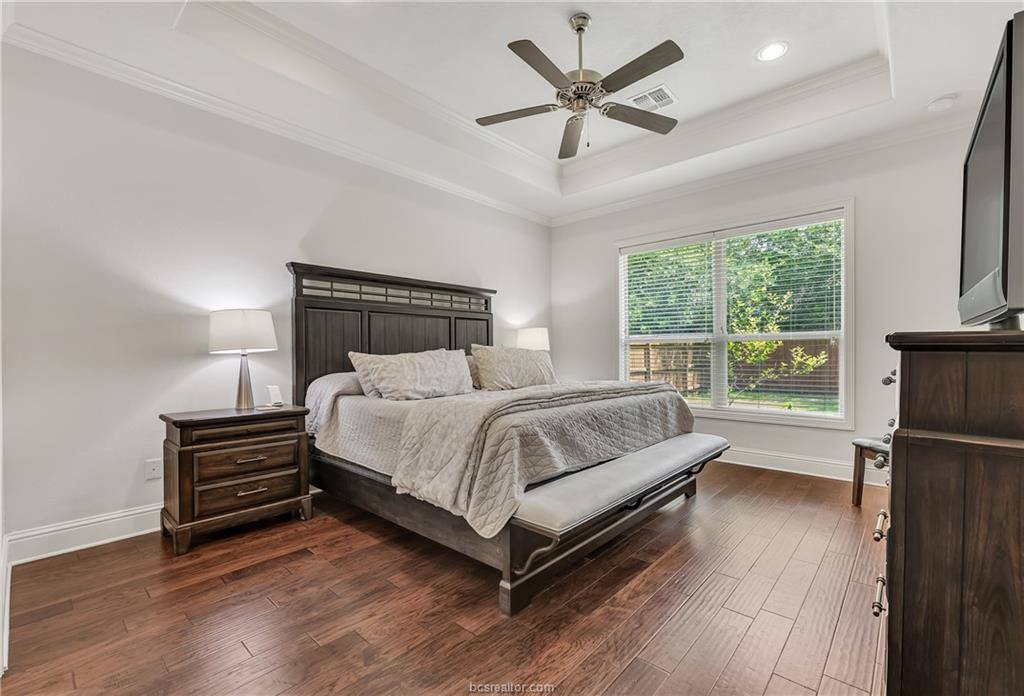 15621 Long Creek Lane, College Station, TX 77845