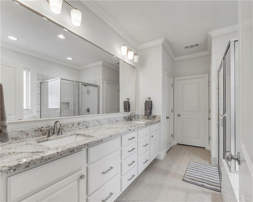 15621 Long Creek Lane, College Station, TX 77845
