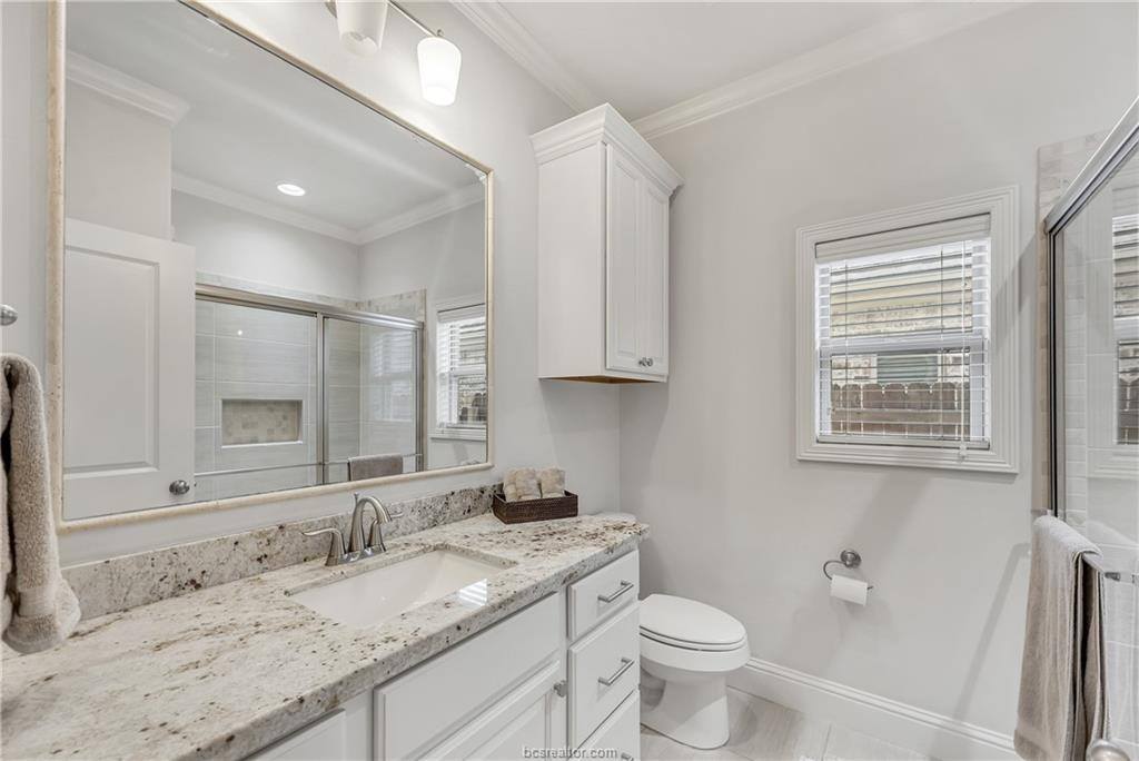 15621 Long Creek Lane, College Station, TX 77845