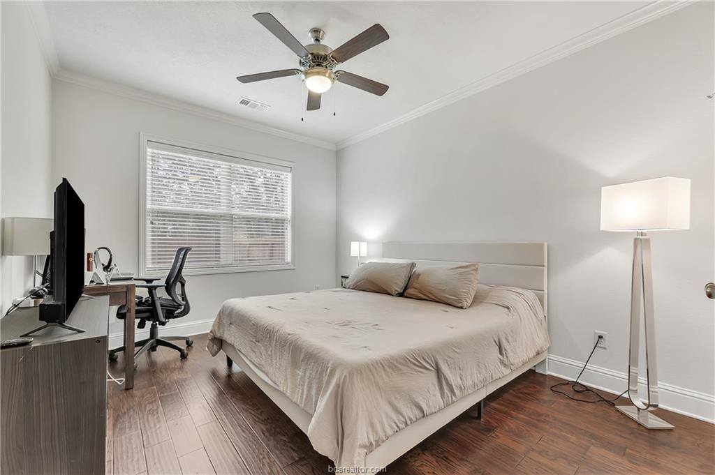 15621 Long Creek Lane, College Station, TX 77845