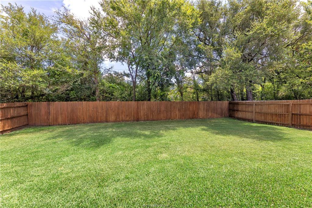 15621 Long Creek Lane, College Station, TX 77845